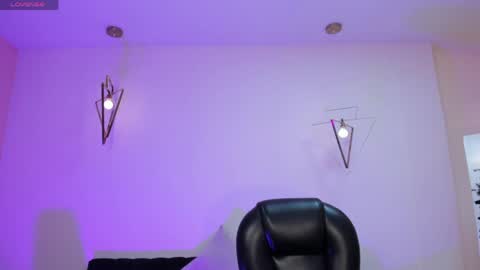 Bella online show from April 3, 4:08 am