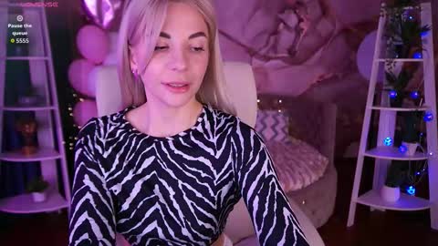 Bella online show from February 22, 12:03 am