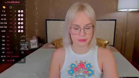 Bella online show from March 2, 12:53 am