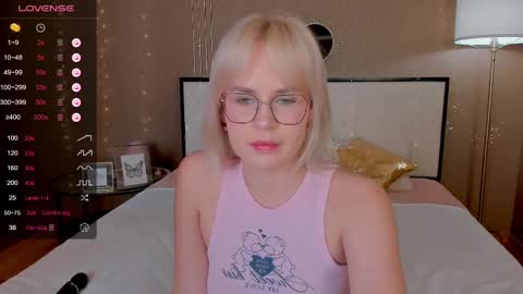 Bella online show from March 3, 3:52 am