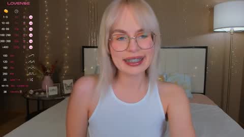 Bella online show from February 12, 12:58 am