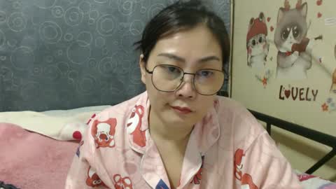 Snapshot of bellbabe chatting on February 8, 7:16 pm Bella online show from February 8, 7:16 pm