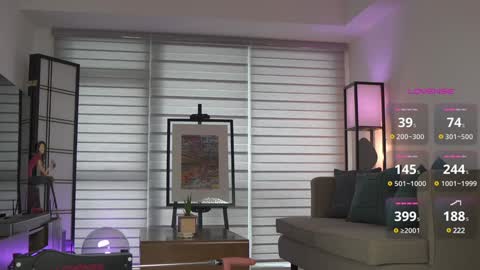 Belle Adrienne  IG  online show from February 5, 1:37 am