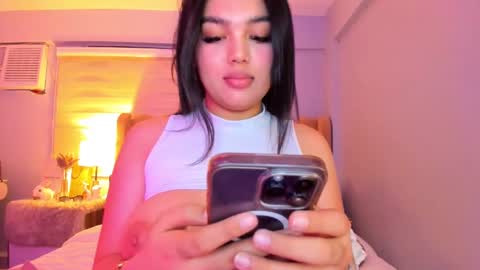 Snapshot of belle_moonlight chatting on December 6, 10:22 am BelleBirkins online show from December 6, 10:22 am