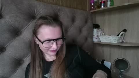 Amelia online show from November 10, 11:13 am