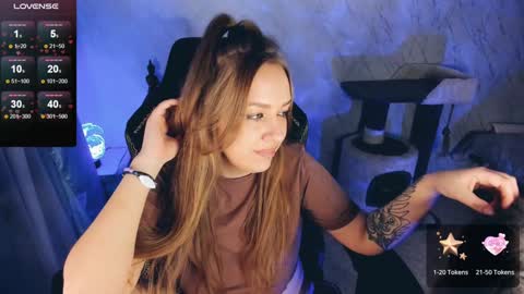 Snapshot of bellezza_ chatting on January 7, 5:53 pm Your Annabelle Wolf online show from January 7, 5:53 pm