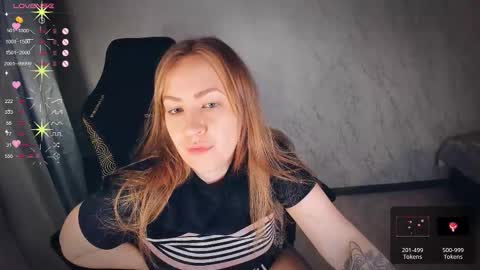 Snapshot of bellezza_ chatting on September 19, 6:33 pm Your Annabelle Wolf online show from September 19, 6:33 pm