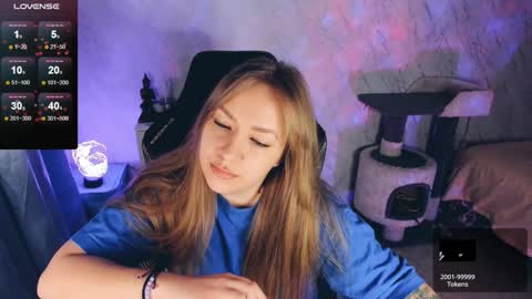 Snapshot of bellezza_ chatting on January 11, 6:12 pm Your Annabelle Wolf online show from January 11, 6:12 pm