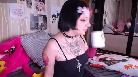 Viki online show from November 14, 3:25 pm