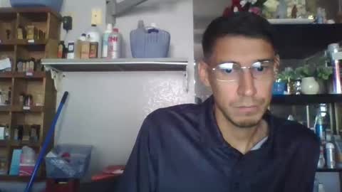 Snapshot of belz2346 chatting on September 24, 6:47 pm belz2346 online show from September 24, 6:47 pm