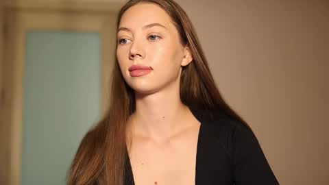 Ashley online show from January 6, 2:04 am