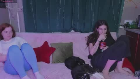 MARK  SOFIEKENDALL  NATHAN online show from March 5, 7:56 pm