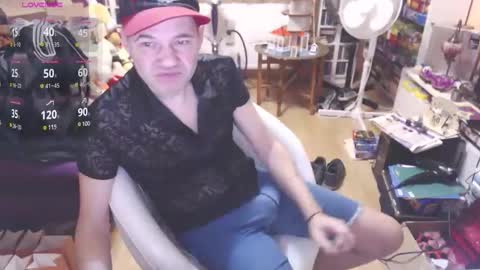 benijamin online show from December 5, 8:38 am