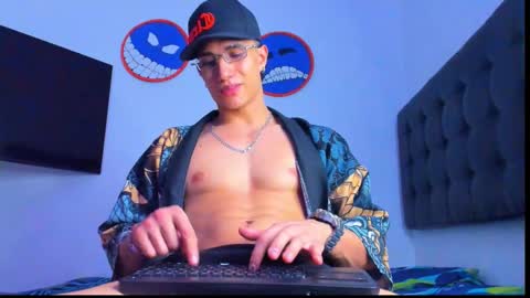 benjamin_calloway online show from December 20, 4:42 am