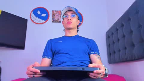 benjamin_calloway online show from February 28, 1:15 am