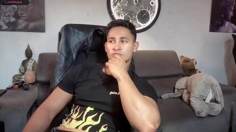 Snapshot of benjamincooperk1 chatting on October 9, 6:19 am benjamincooperk online show from October 9, 6:19 am