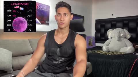 Snapshot of benjamincooperk1 chatting on March 2, 12:42 am benjamincooperk online show from March 2, 12:42 am