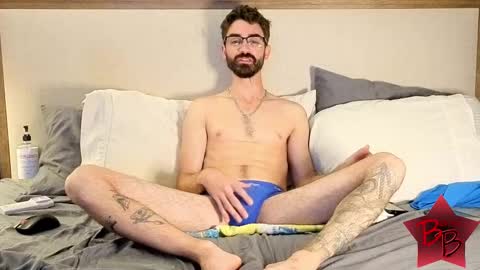 benny_boy95 online show from September 13, 2:25 am