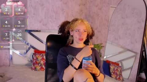 benny_wilson online show from November 24, 4:22 am