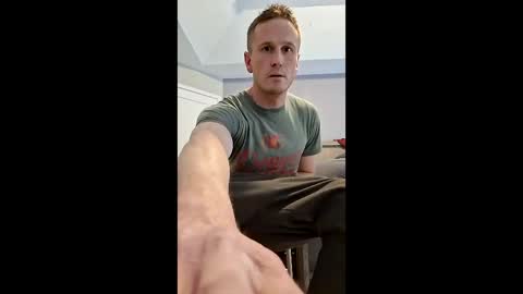 BennyC online show from April 8, 1:58 pm