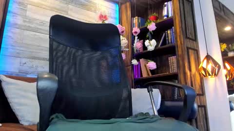 bento_fox online show from February 14, 5:10 am