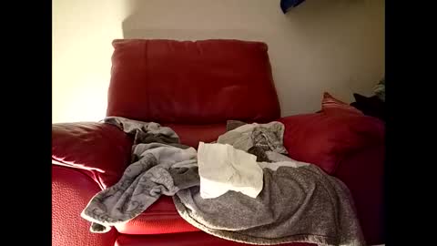 Benutzmich0800 online show from April 14, 10:35 pm