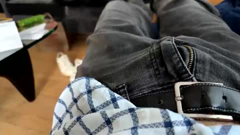 benz10001 online show from April 15, 10:21 pm