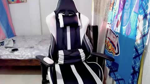 Bergon77 online show from February 19, 2:33 pm