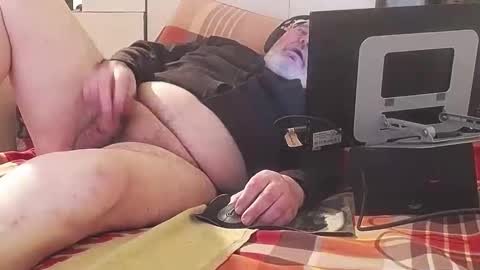 berlinerbaer1963 online show from September 23, 7:31 pm