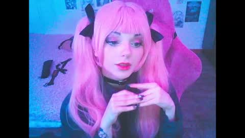 BerrieKitten online show from April 13, 3:38 pm