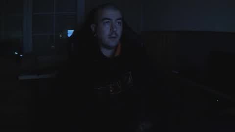 berto3389 online show from November 29, 2:19 am