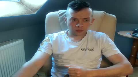 bestworld_ online show from April 7, 9:00 am