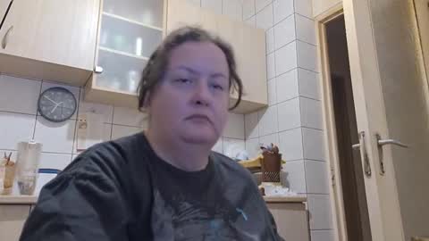 Snapshot of bethnorth chatting on October 13, 3:52 am bethnorth online show from October 13, 3:52 am
