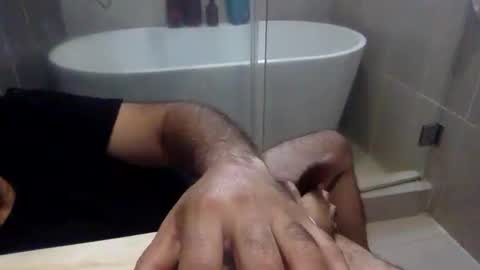 Virtual Gentleman online show from February 15, 1:05 pm