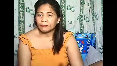 Snapshot of betty_83 chatting on January 24, 1:03 pm betty_83 online show from January 24, 1:03 pm