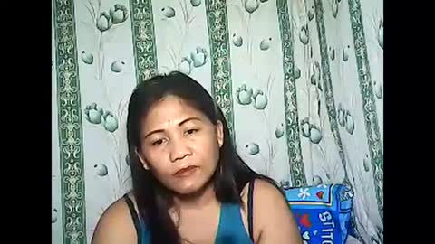 Snapshot of betty_83 chatting on January 25, 1:30 pm betty_83 online show from January 25, 1:30 pm