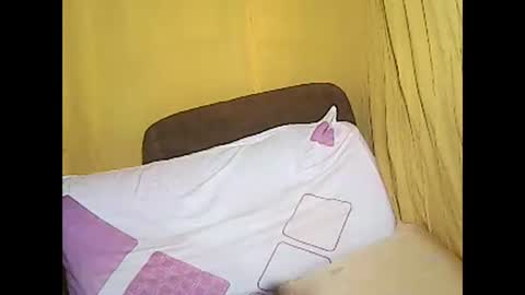 Snapshot of betty_83 chatting on September 24, 11:50 am betty_83 online show from September 24, 11:50 am