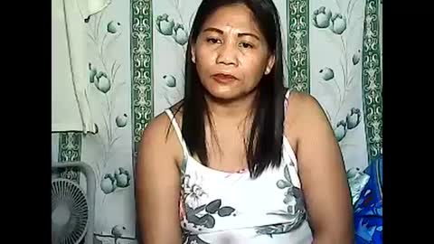 Snapshot of betty_83 chatting on January 28, 12:22 pm betty_83 online show from January 28, 12:22 pm