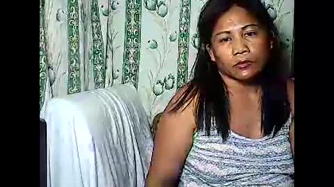Snapshot of betty_83 chatting on February 26, 2:16 pm betty_83 online show from February 26, 2:16 pm