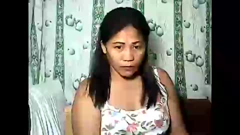 Snapshot of betty_83 chatting on February 28, 12:20 pm betty_83 online show from February 28, 12:20 pm