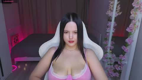 Betty online show from October 14, 3:37 pm