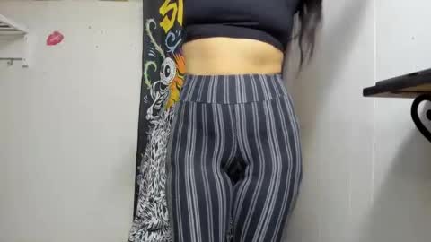 bettyrivera13 online show from October 2, 7:51 am