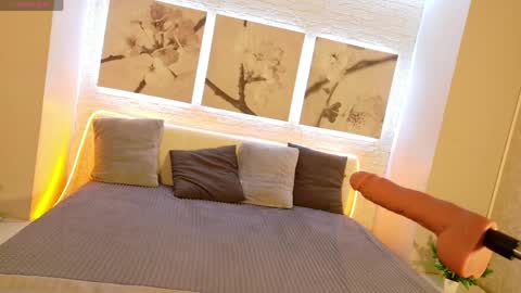 Betty online show from April 11, 8:35 pm