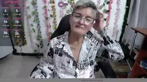 Snapshot of bety_cum3 chatting on December 3, 10:23 pm bibiana online show from December 3, 10:23 pm