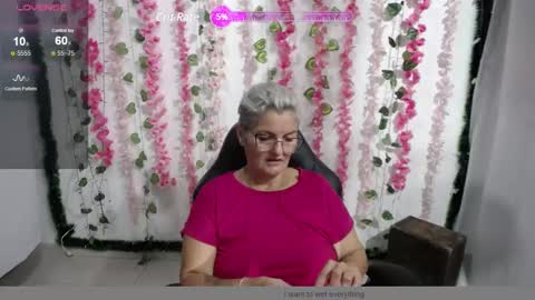 Snapshot of bety_cum3 chatting on January 28, 3:04 pm bibiana online show from January 28, 3:04 pm