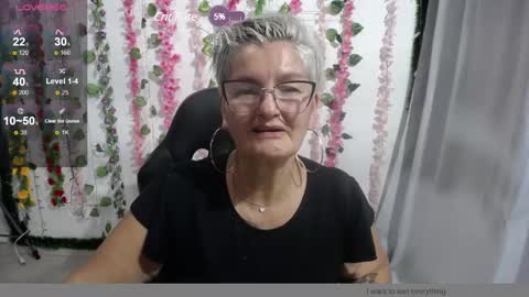 Snapshot of bety_cum3 chatting on January 14, 11:16 pm bibiana online show from January 14, 11:16 pm