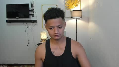 bhillrhey121103 online show from March 7, 9:31 am