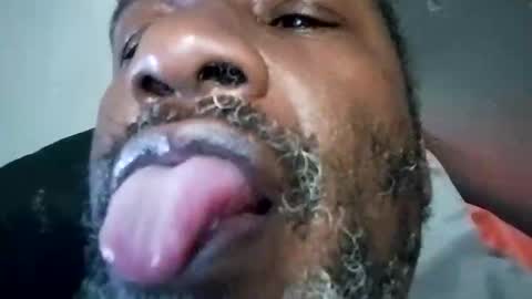 bi582945 online show from November 21, 11:14 pm