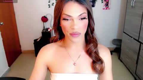 Snapshot of bianca_baldwin chatting on October 9, 11:54 pm Bianca online show from October 9, 11:54 pm