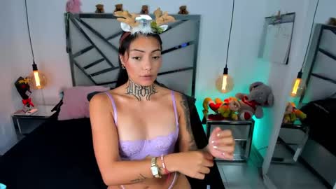 big__pussy69 online show from December 15, 1:32 pm
